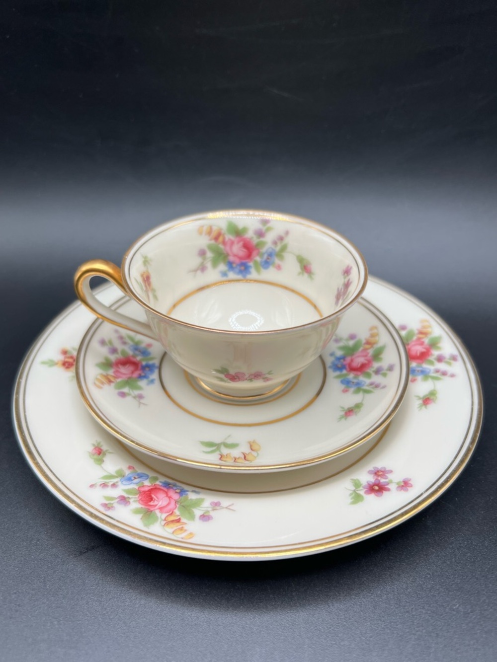 DEMI TEACUP SAUCER BREAD PLATE BAVARIA TIRSCHENREUTH The Queens Rose 4416